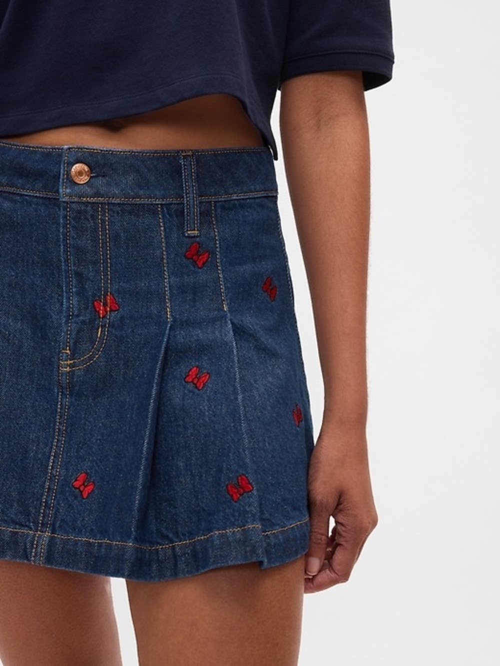 Gap × Disney Minnie Mouse Embroidered Denim Mini Skirt Dark Wash, 10 or 30